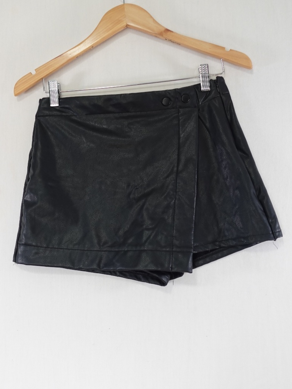 Rewash Vegan Leather Asymmetric Mini Skort • Black Edgy Going Out Skort Sz S